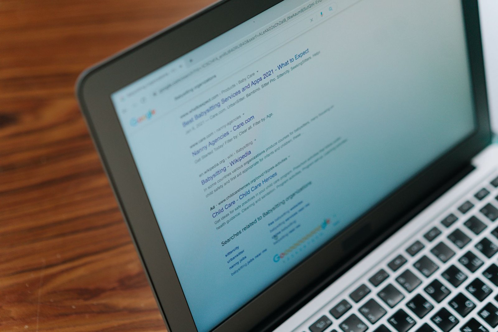 O que é ASQ — Query Sensitivity Analysis: como a formulação altera sua citabilidade nas IAs